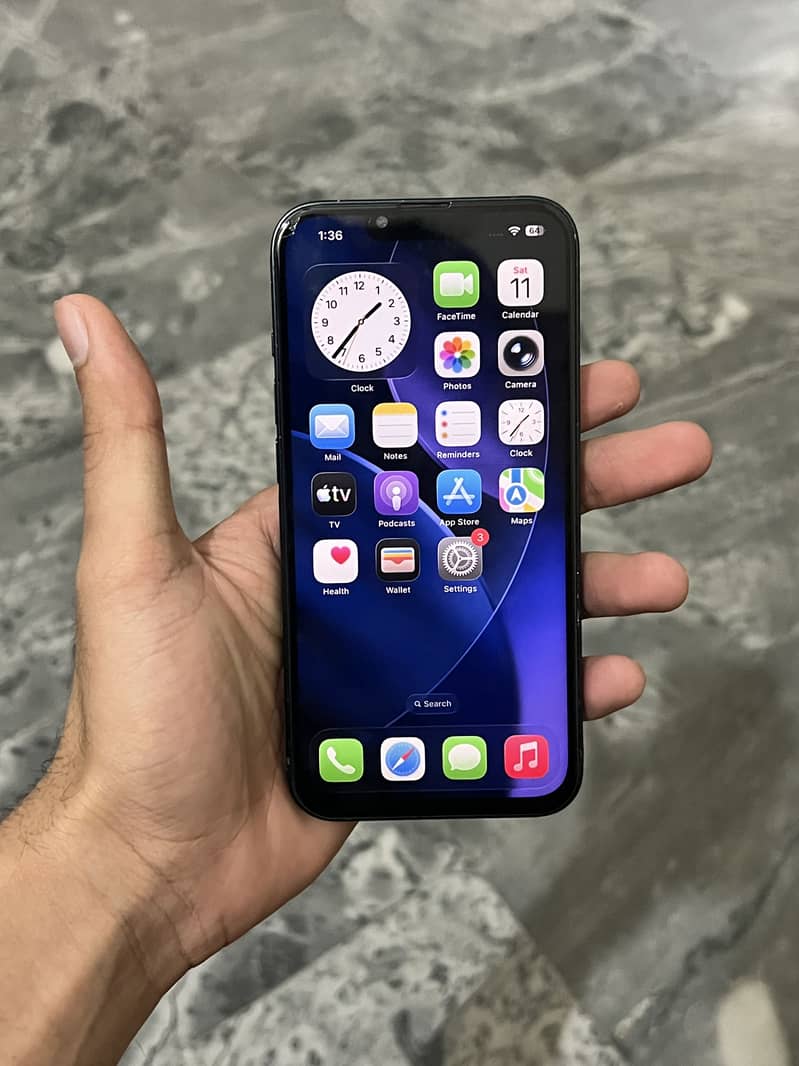 IPhone 13 Jv 1