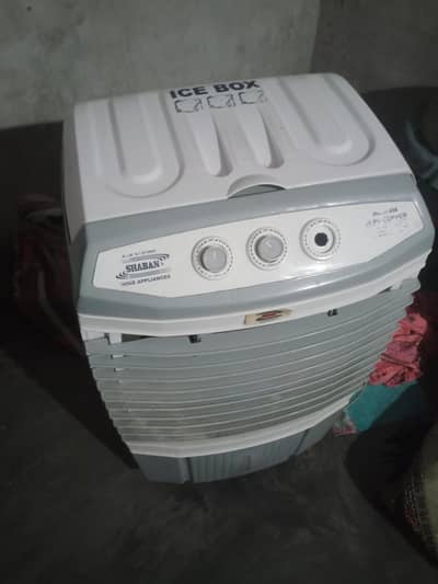 Air cooller and 1 table fane 15000