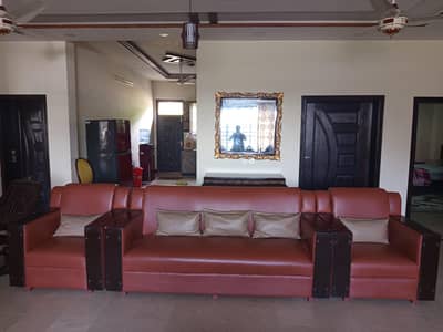 5 seater synthetic leather + two jute cushioned vintage chairs