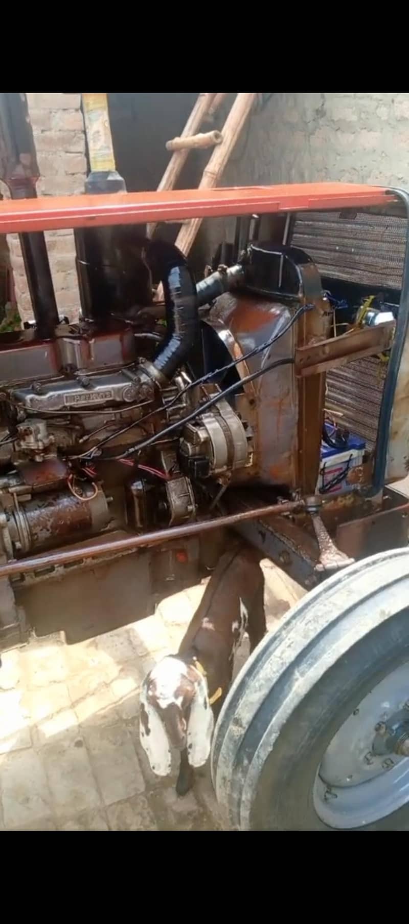 tractor 2004 model 2