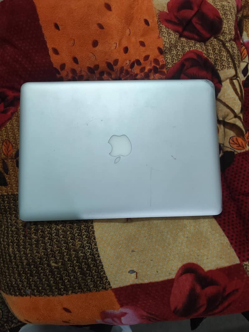 MacBook pro mid 2012 0