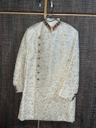 SHERWANI SATH SHALWAR KAMEEZ OR SHOES