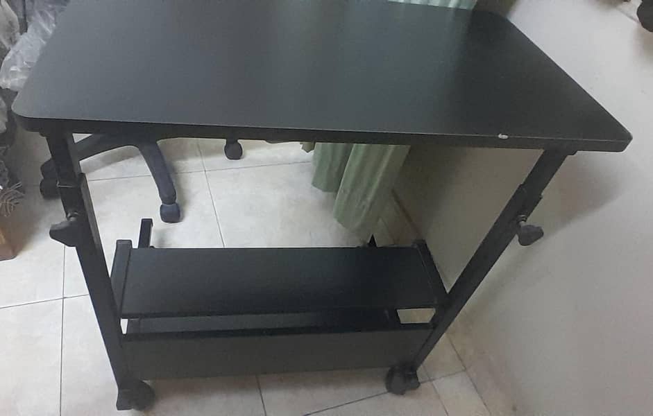 computer/study table and chair 6