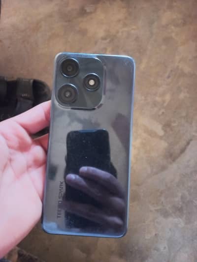 Tecno spark 10c with box all ok