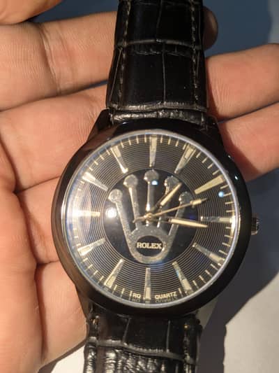 Big sale 2 watch in 2500