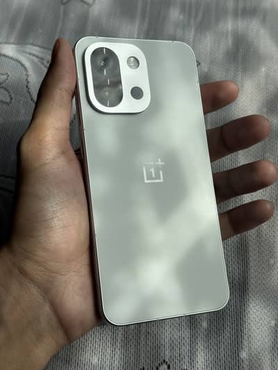 OnePlus 13T | 12/256GB | Non-PTA (Sim Time Working)