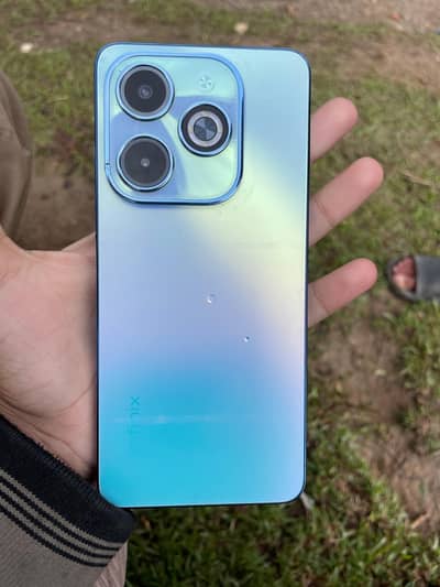 Infinix Hot 40i 8GB/128GB – Excellent Condition