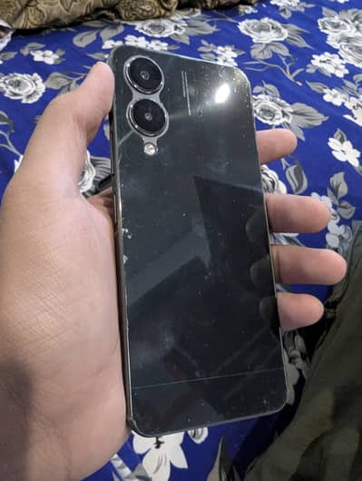 vivo y17s 10 by 10  condition with box charger