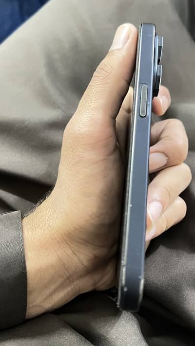 I phone 15 pro blue titanium