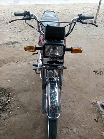 honda 70 for sale all ok 22/23 phone no. 03001465661