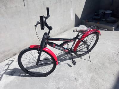 sumac cycle in good condition