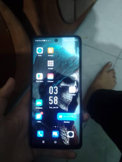 mobile for sale all ok 10 /9. miner scratch on panel