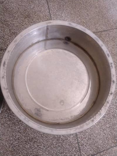 Container (dahi bhalay bartan)