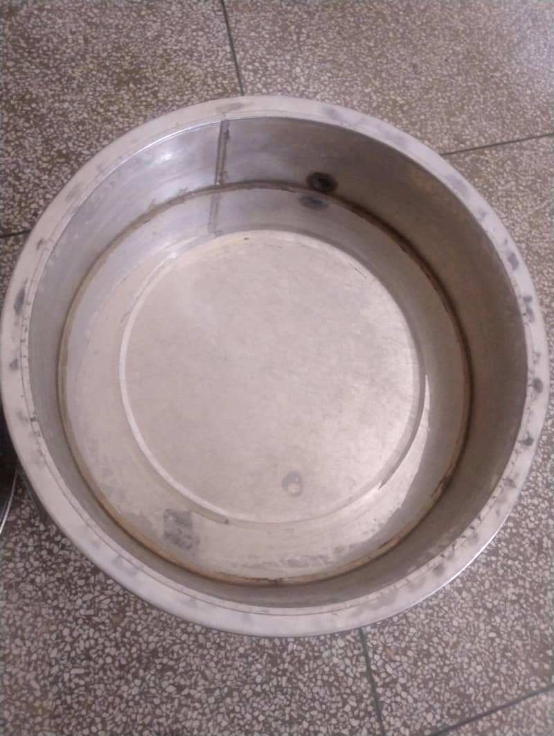 Container (dahi bhalay bartan) 0