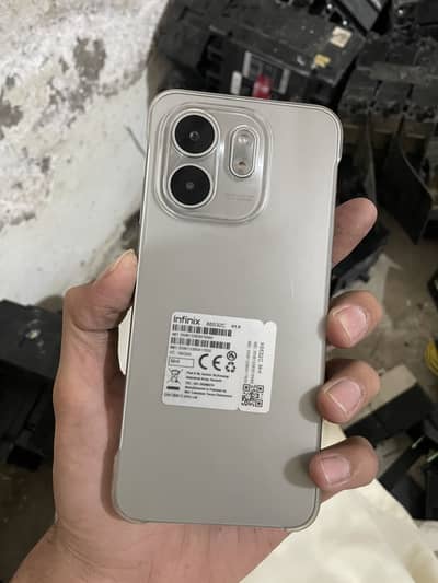 Infinix smart 9 4/64