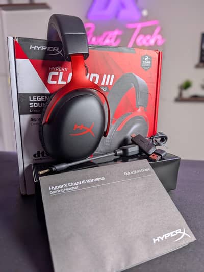 HyperX Cloud III Wireless Gaming Headphones NEW (Open Box)