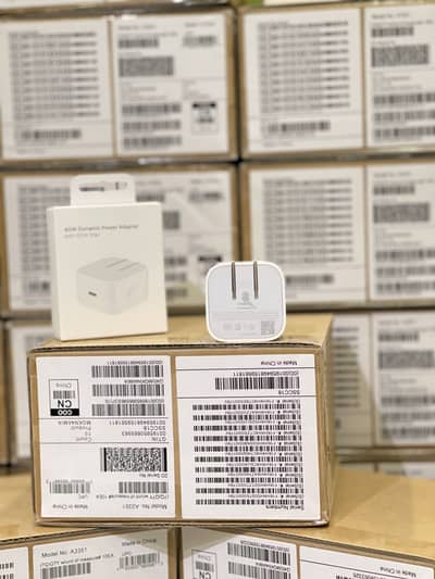 Apple 40W Dynamic Charger Wholesale Price | Bulk Stock Available
