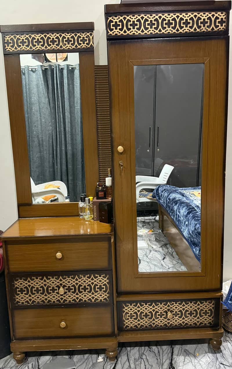 Bed side table dressing showcase 1