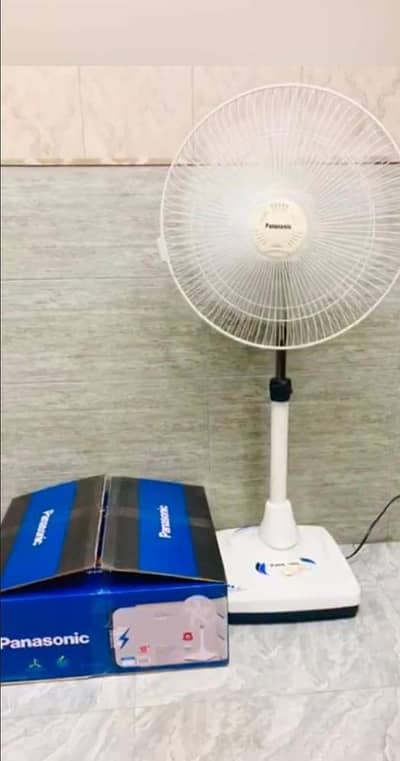 Portable 5-Blade Pedestal Fan - High Speed Airflow