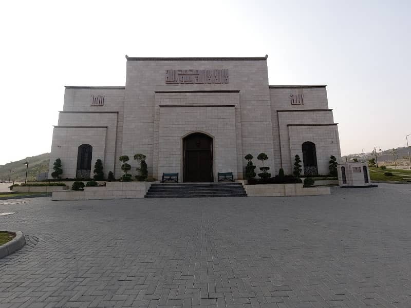 Near Main Link Road South Face Solid Plot 1