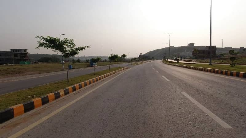 Near Main Link Road South Face Solid Plot 6