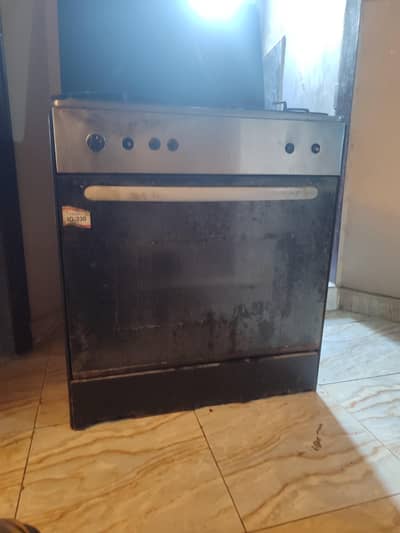 Oven available for sale