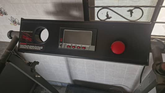Heavy duty treadmill