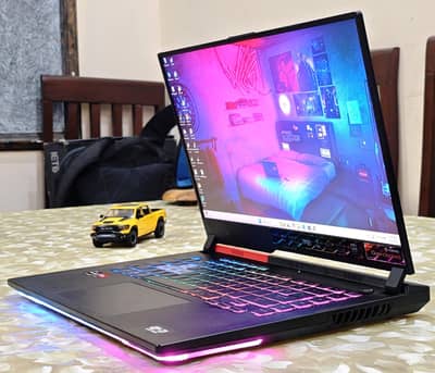 ASUS ROG Strix G513 – RX 6800 12GB Gaming Beast, 165Hz Display