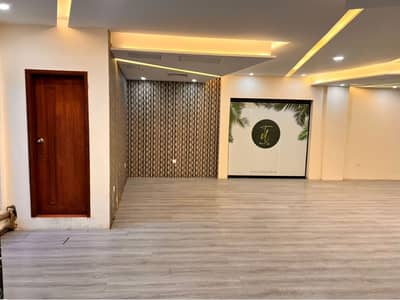 1300 Square Feet Brand New Corporation Office Available For Rent In Gulberg 3 Lahore