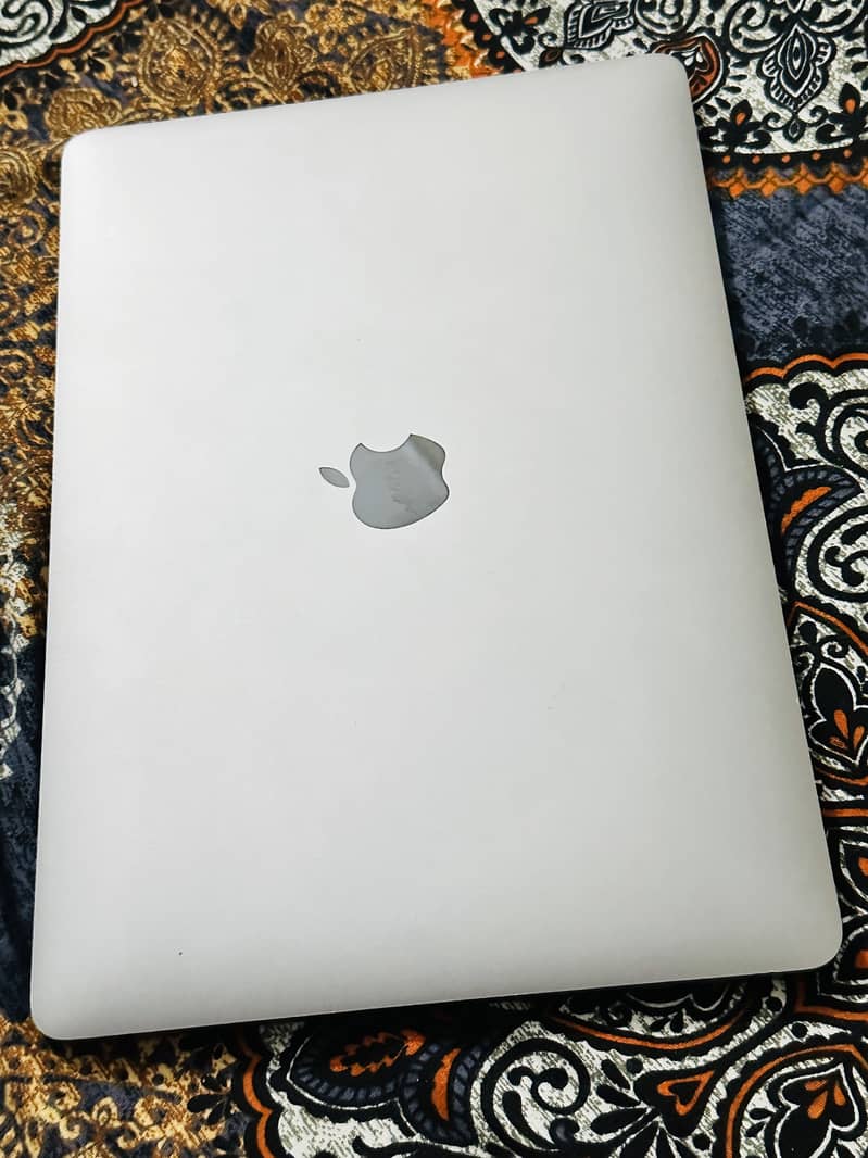 MacBook Pro 2