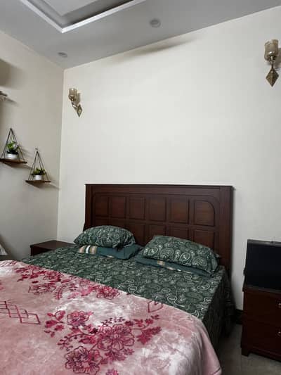 King bed set with 2 side table and dressing table and mirror