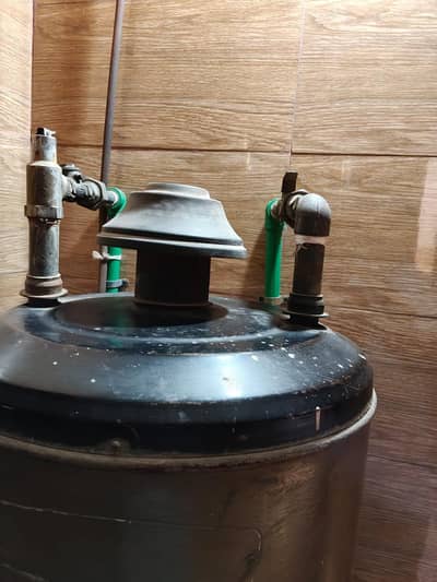 jasthi chadar ka bana howa hai ya kud tayer kiya tha ya 35 litter ka h