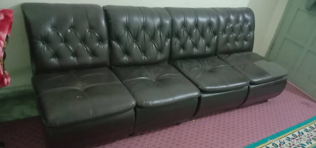 4 single office sofas 2