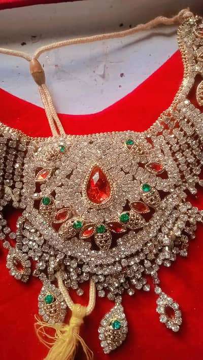 bridal necklace