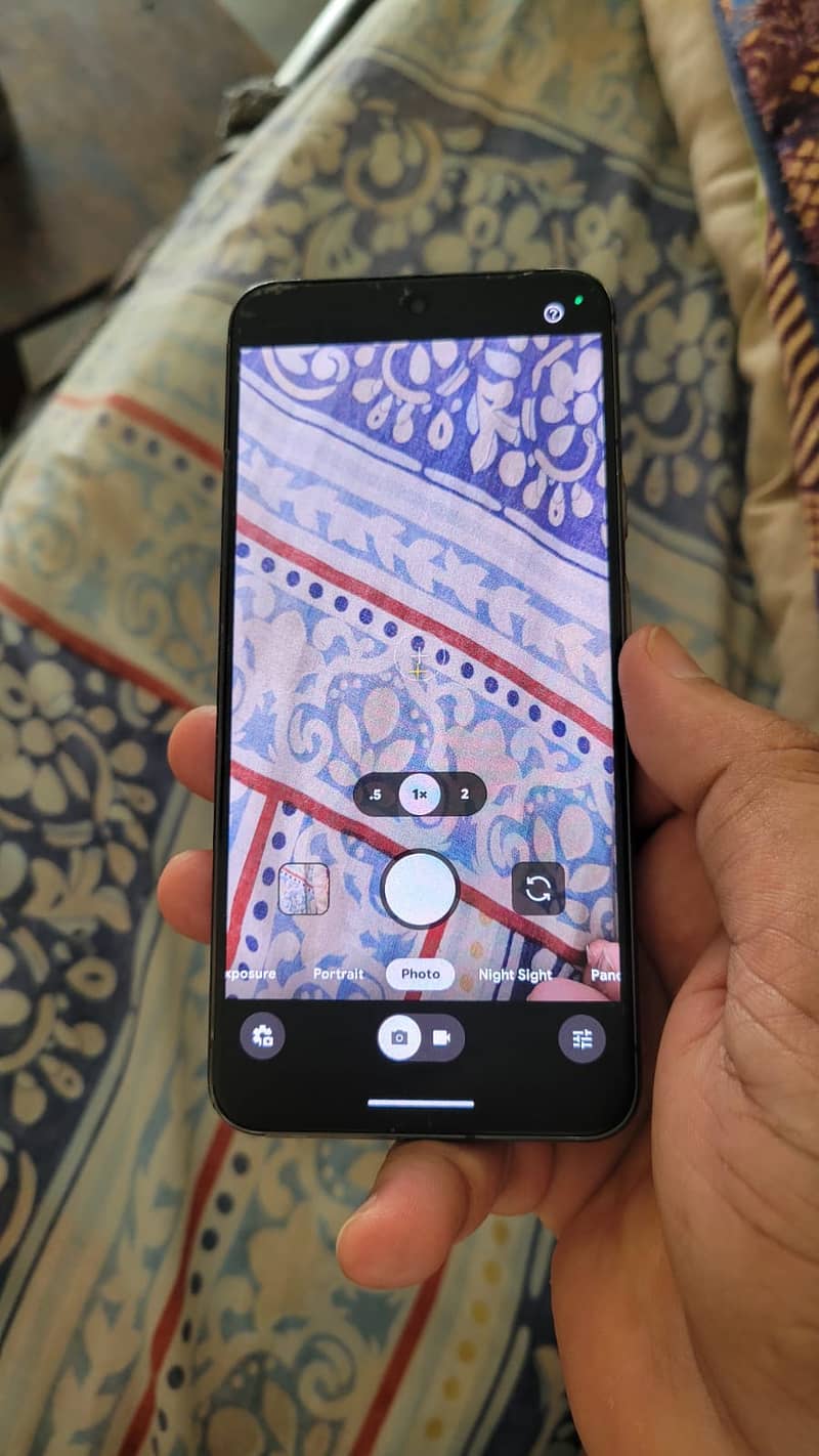 Google Pixel 8 3