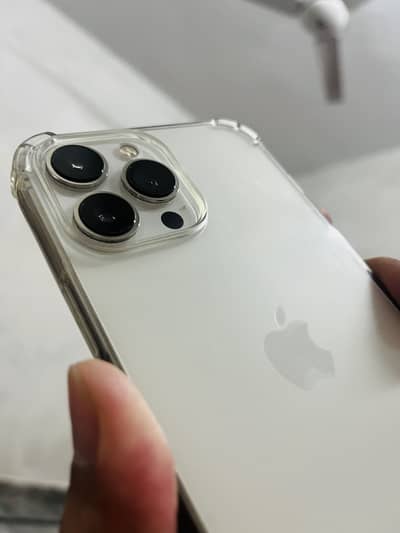 13 pro max 128 factory unlock all ok water pak just back hair line brk