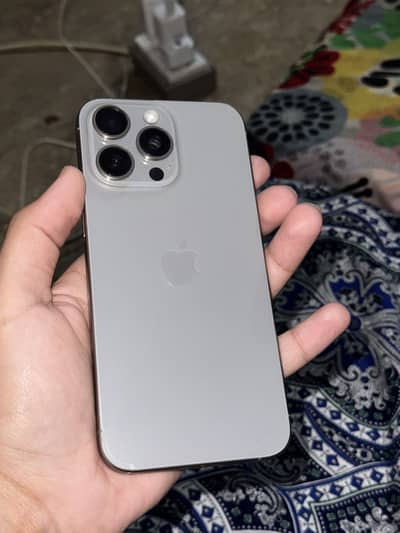 IPhone 15 pro max 256GB JV