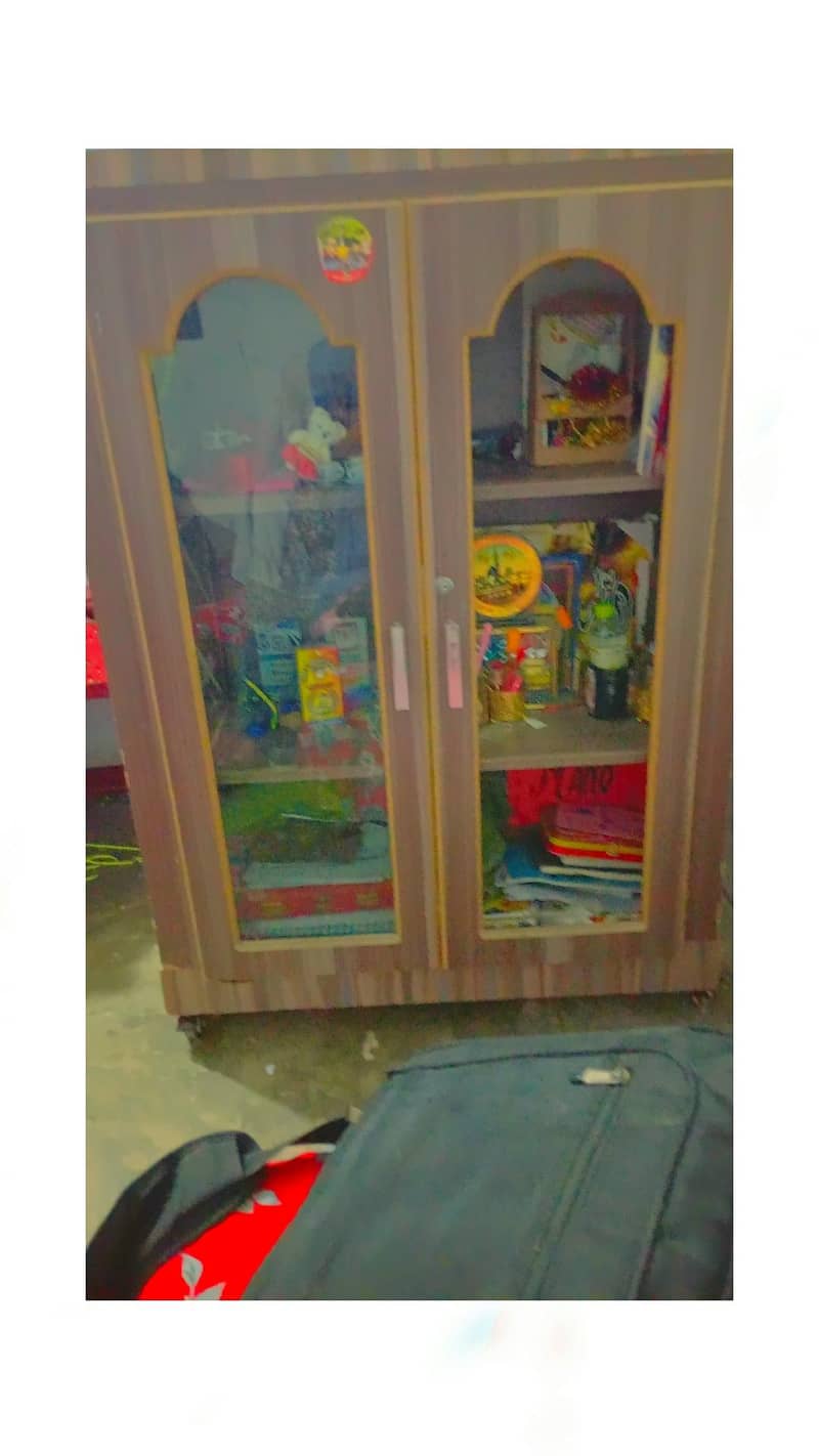 لکڑی کی اچھی دو طرفہ اور دو طرفہ الماری 1