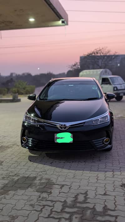 COROLLA GLI 2018 Model Black Color