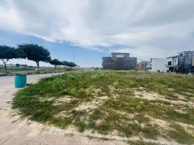 10 Marla Prime Residential Plot | Mumtaz City | Build Your Luxury Home