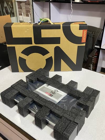 Lenovo Legion i7 14 GEN, RTX 5060