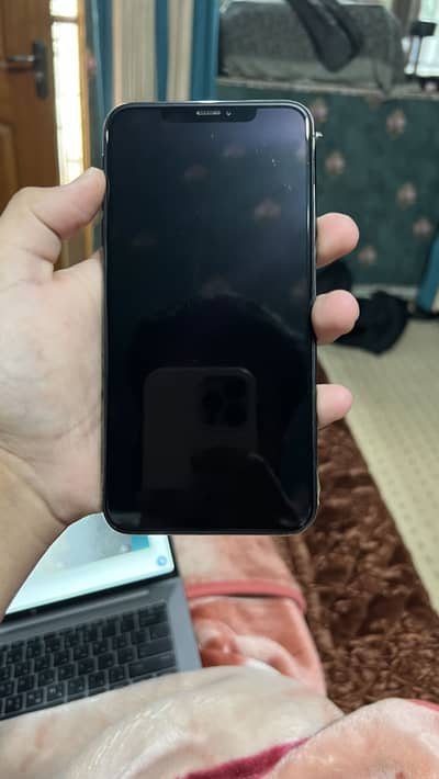 Iphone xs max Pta approved