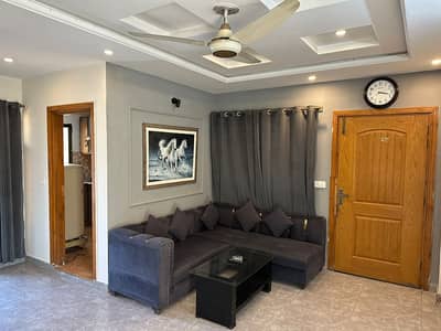 Per day and daily basis apartment available in Islamabad f11