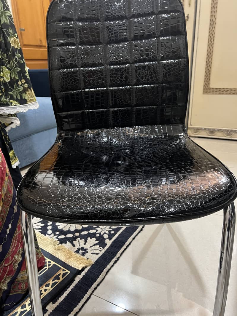 Black Dinning table 1