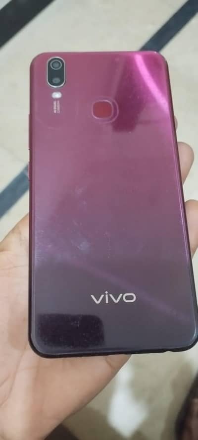vivo y11 sale 3+32 condition good with only box 03068031405 WhatsApp
