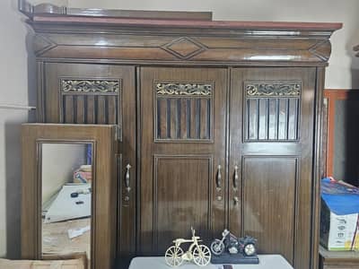 Wooden Furniture Available at Azeem Pura Shah Faisal Colony