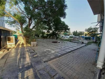 I-8 Markaz 816 Sqft Main Road Corner Shop for Resturent,Cafe,Brand with Big Open Dining Space For Rent