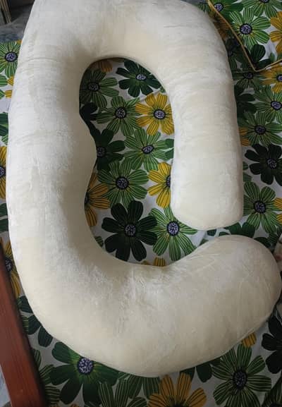 Maternity Pillow / Pregnancy Pillow