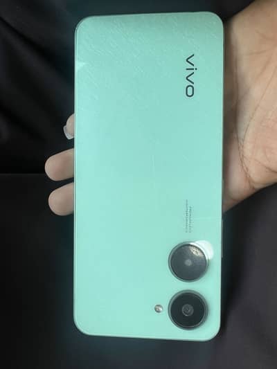 Vivo Y03 with box