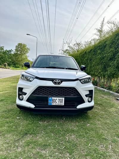 Raize Z Two Tone 2021 Model for sale islamabad
